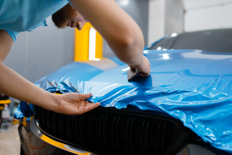 7 Benefits of Vehicle Wrap Advertising for Local Businesses